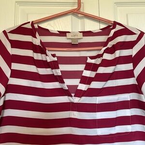 Women’s M LOFT Burgundy/White Cap Sleeve Blouse V-neck horizontal stripe